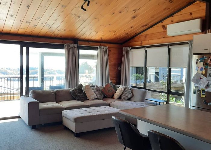  at 98 Conclusion Street, Ascot Park, Porirua, Wellington