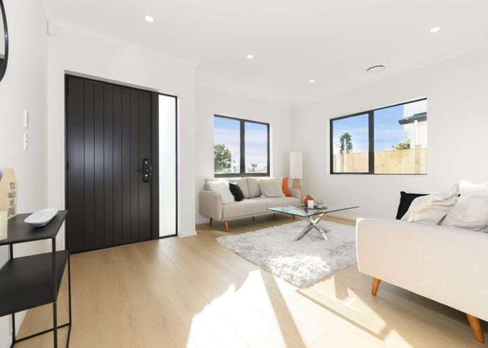  at 3 Monte Cristal Avenue, Swanson, Waitakere City, Auckland