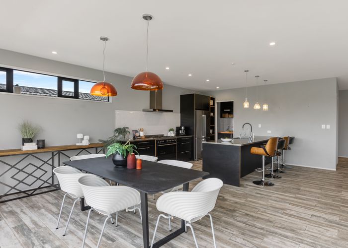 at 6 Roxy Terrace, Glendowie, Auckland
