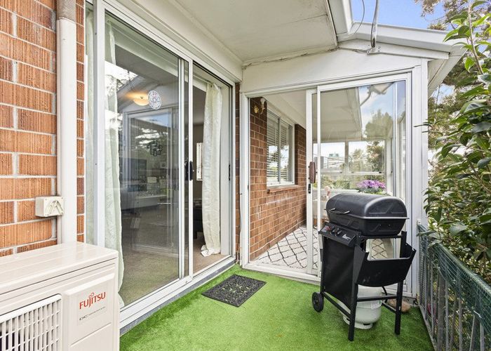  at 1/7 Edmonton Road, Henderson, Waitakere City, Auckland