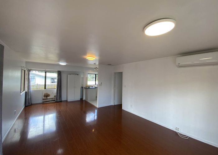  at 2/43 Walters Road, Mount Wellington, Auckland City, Auckland
