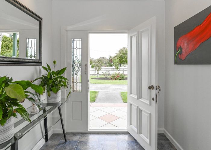  at 909 Harding Road, Camberley, Hastings