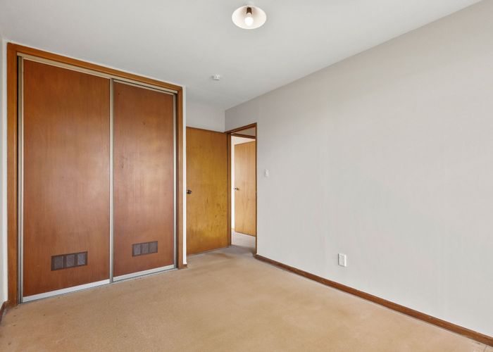  at 2/68 Kawau Crescent, Bromley, Christchurch City, Canterbury