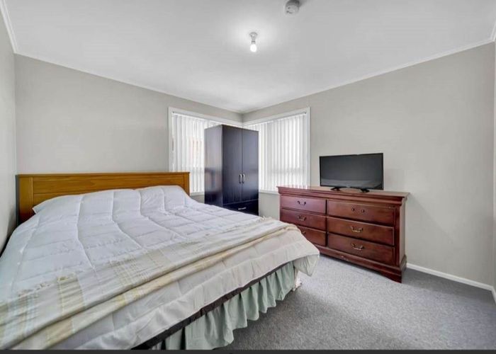  at 19 Ivon Road, Otara, Auckland