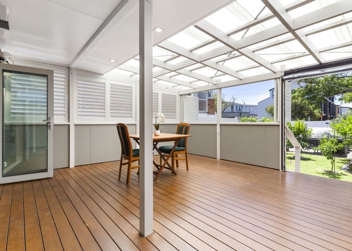  at 2/15 Cornwall Park Avenue, Epsom, Auckland City, Auckland