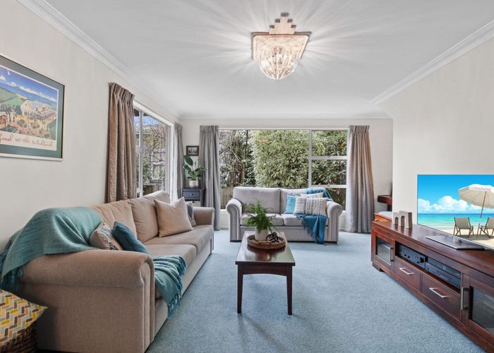 Free property data for 52 Whitby Street, Burnside, Christchurch homes