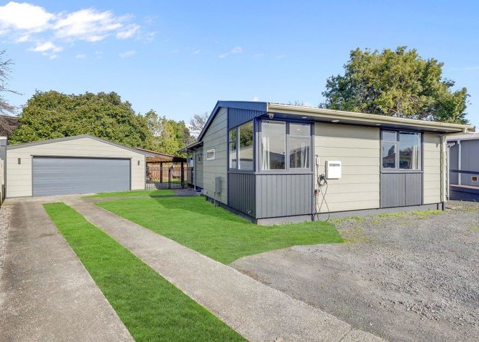  at 43 Oakfield Crescent, Pukete, Hamilton, Waikato