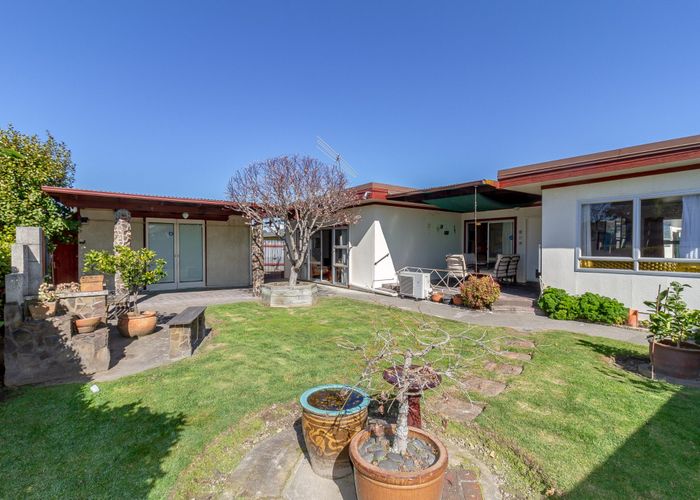  at 27 Wynyard Crescent, Tamatea, Napier, Hawke's Bay
