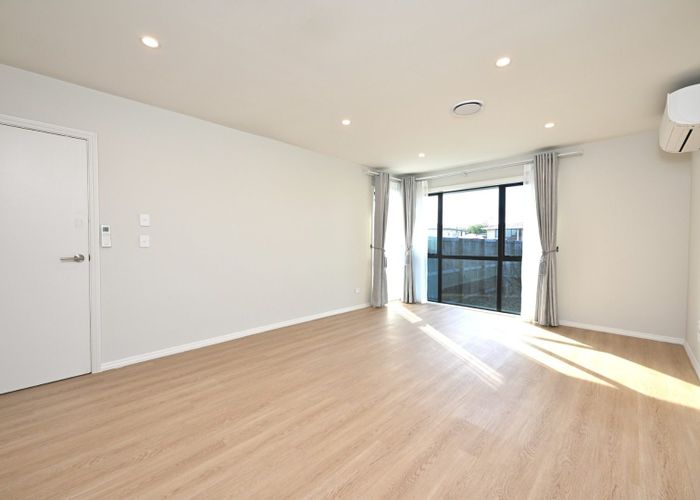  at 11 Doughty Place, Otara, Auckland