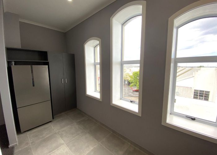  at 12 Carroll Street, Dunedin Central, Dunedin