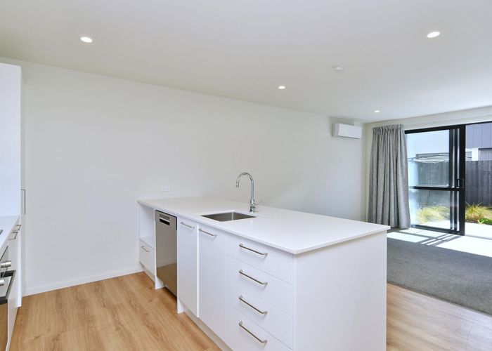  at 4/25 Evesham Crescent, Spreydon, Christchurch