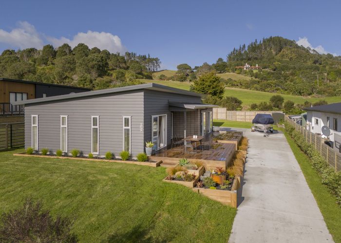  at 8 Fred Harsant Drive, Cooks Beach, Whitianga