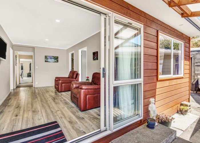  at 64 Poplar Avenue, Raumati South, Paraparaumu