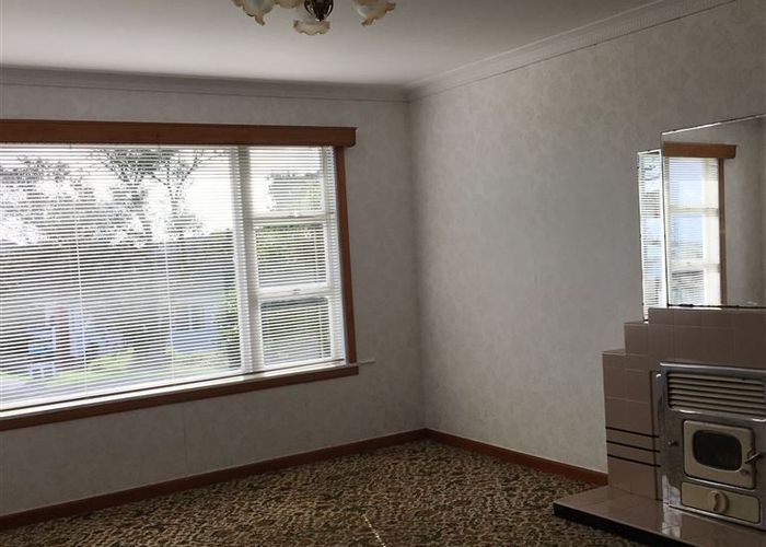  at 3 Fickling Ave, Mount Roskill, Auckland City, Auckland
