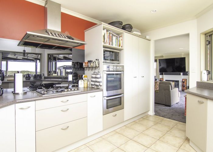  at 119 Pacific Drive, Fitzherbert, Palmerston North