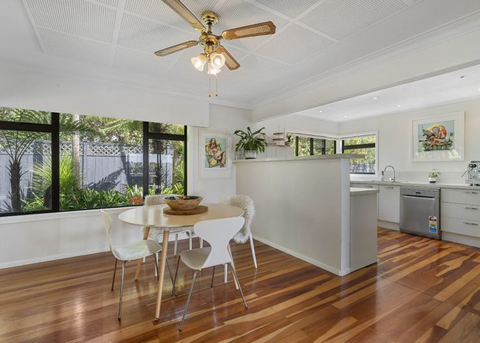  at 11 Stanley Road, Glenfield, Auckland
