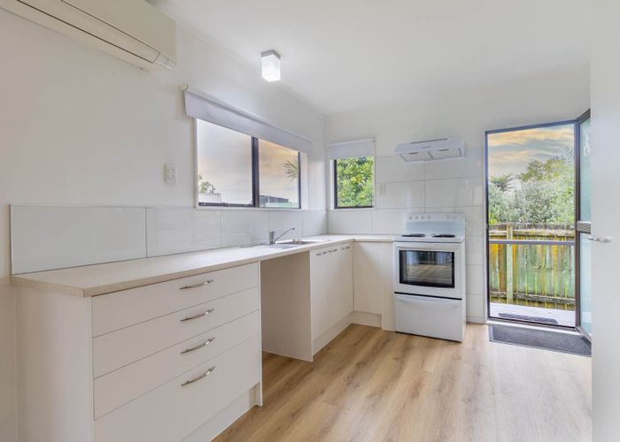  at 1/3 Nicolas Avenue, Glen Eden, Waitakere City, Auckland