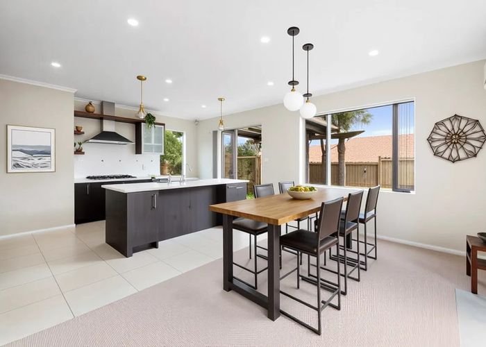  at 6 Karson Place, Flat Bush, Manukau City, Auckland