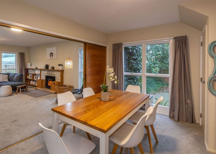 Free property data for 2/236 Grahams Road, Burnside, Christchurch