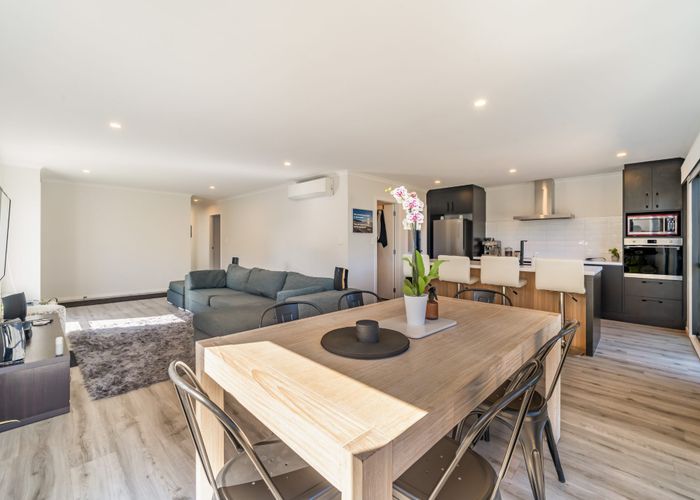  at 1 Taraiti Crescent, Kenepuru, Porirua, Wellington