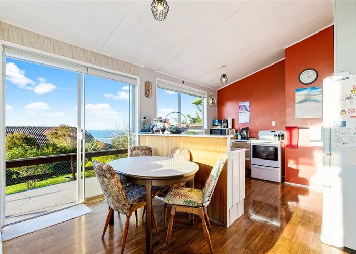  at 14 Vipond Road, Stanmore Bay, Rodney, Auckland