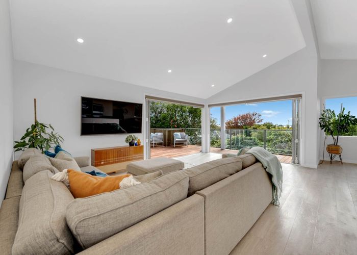  at 11 Shelly Bay Road, Beachlands, Manukau City, Auckland