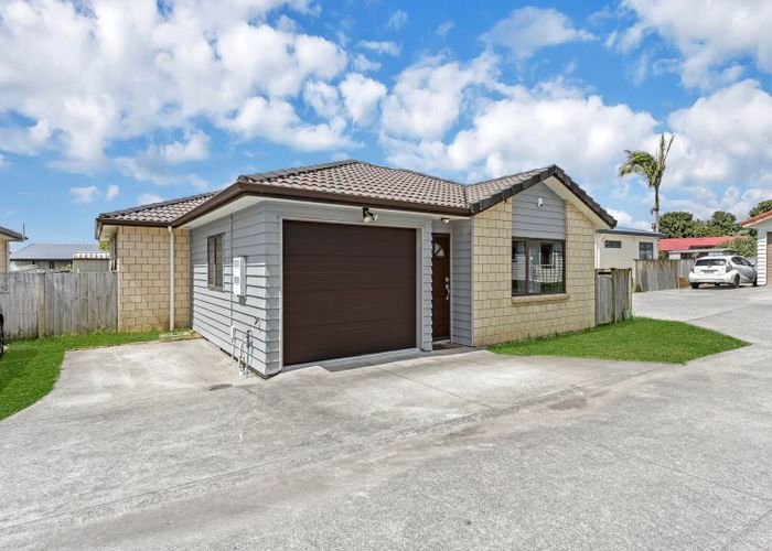  at 32C Gifford Road, Papatoetoe, Manukau City, Auckland