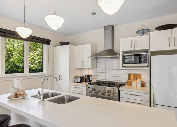  at 31 Prossers Road, Saint Martins, Christchurch
