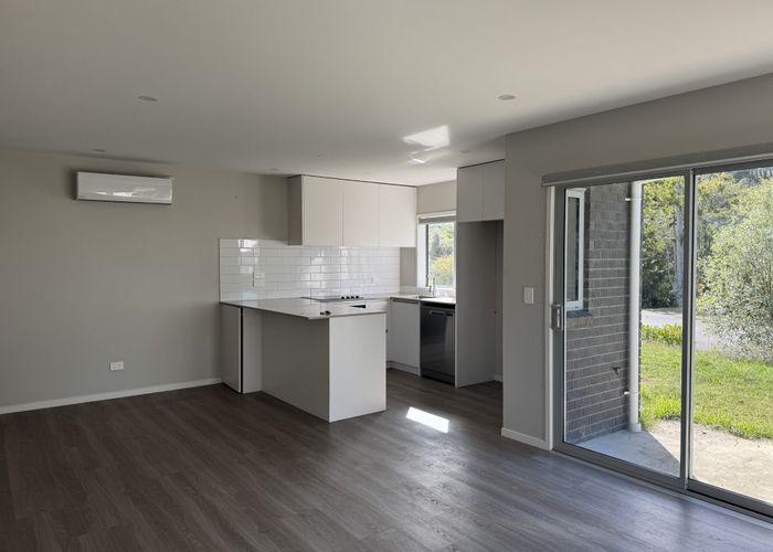  at 2 Garfield Road, Helensville, Rodney, Auckland