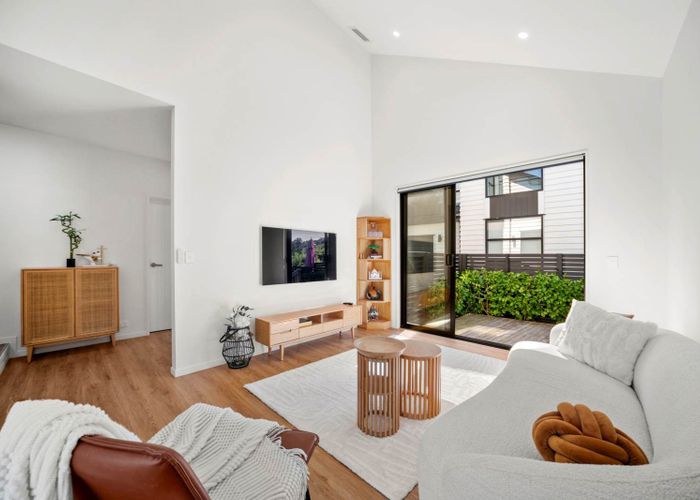  at 1B Lemon Grove Lane, Greenhithe, North Shore City, Auckland