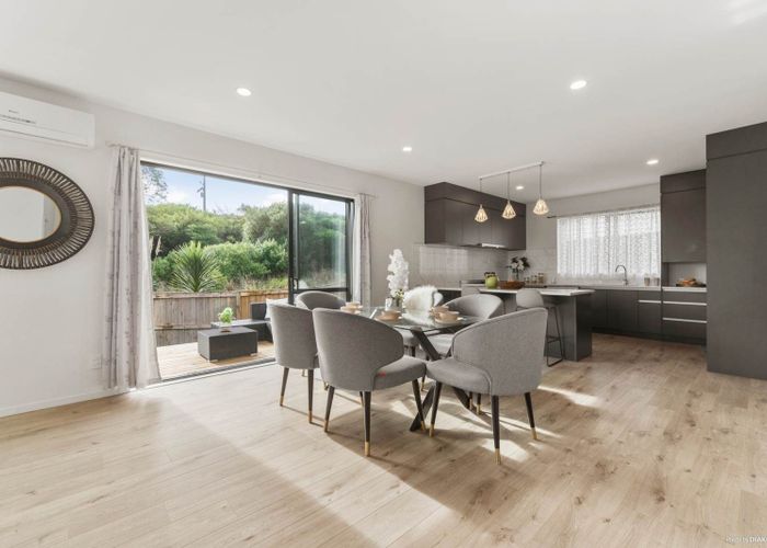  at 71A Santiago Crescent, Unsworth Heights, North Shore City, Auckland