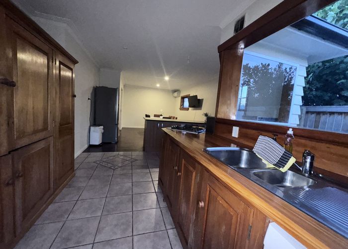  at 10 Webb Street, St. Albans, Christchurch City, Canterbury