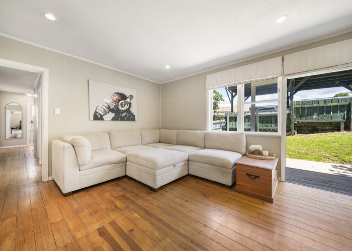  at 9/331 Royal Road, Massey, Waitakere City, Auckland