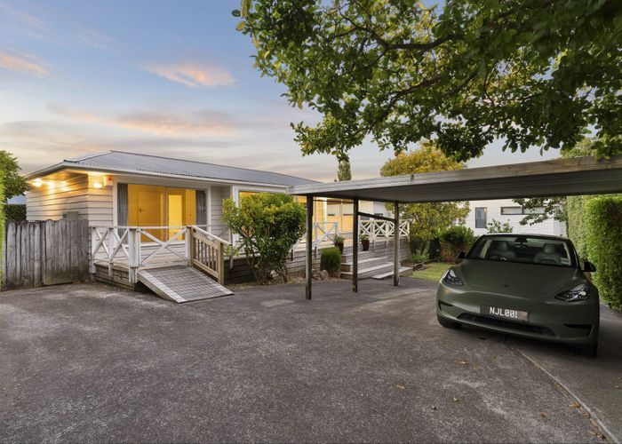  at 27 Banks Road, Mount Wellington, Auckland