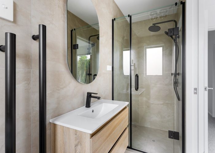  at 5/36 Fairdale Place, Birkdale, North Shore City, Auckland