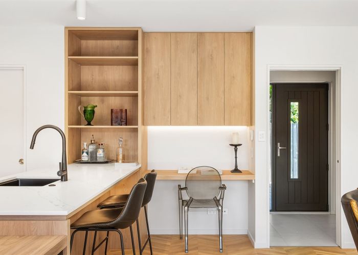  at 2/6 Naseby Street, Merivale, Christchurch