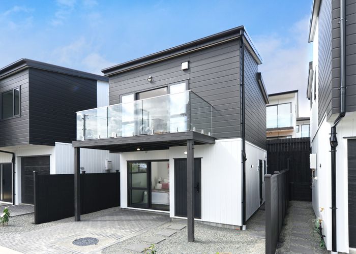  at 4/24 Endeavour Street, Blockhouse Bay, Auckland City, Auckland