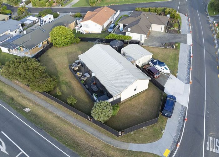  at 2 Cable Bay Block Road, Cable Bay, Cable Bay