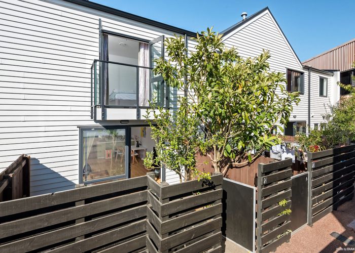  at 21/955 Mt Eden Road, Three Kings, Auckland City, Auckland