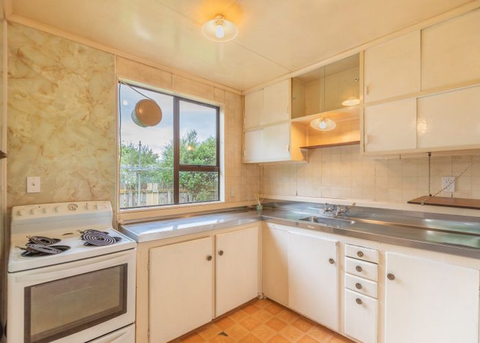  at 16 Russell Street, Otane