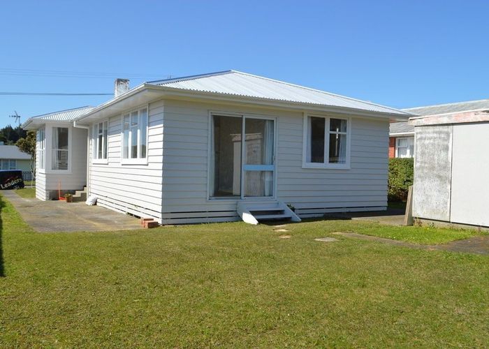  at 100 Sievers Grove, Cannons Creek, Porirua, Wellington