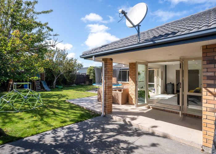  at 21 Linkwater Way, Parklands, Christchurch City, Canterbury