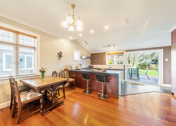  at 8 North Street, Petone, Lower Hutt