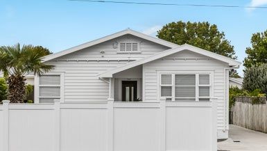  at 383 Point Chevalier Road, Point Chevalier, Auckland
