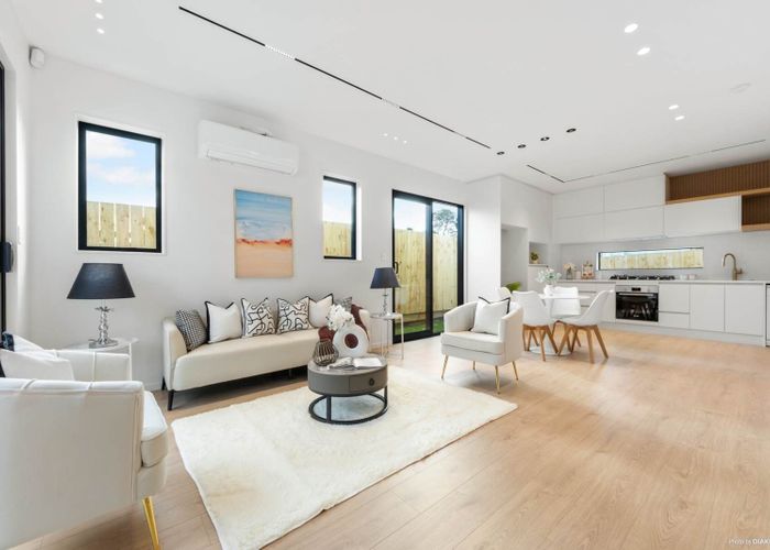  at Lot 4/48 Larissa Avenue, Henderson, Waitakere City, Auckland