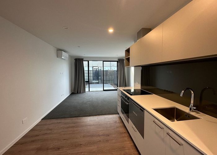  at 3/102 Ruskin Street, Addington, Christchurch City, Canterbury