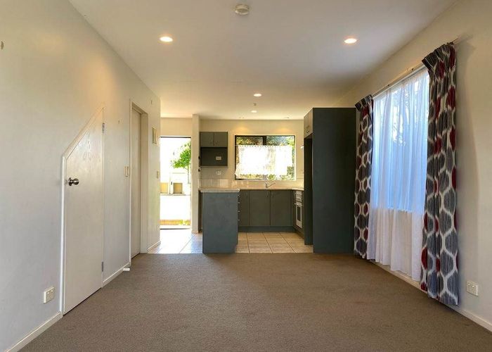 at 37 Spalding Rise, Golflands, Manukau City, Auckland