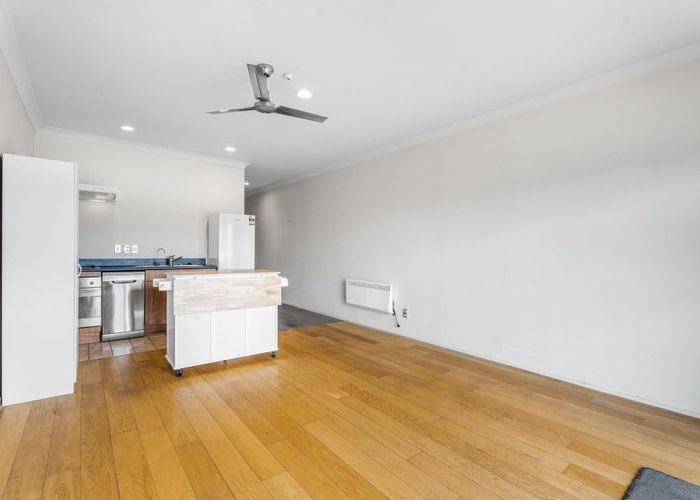  at 208/3 Morningside Drive , Morningside, Auckland City, Auckland