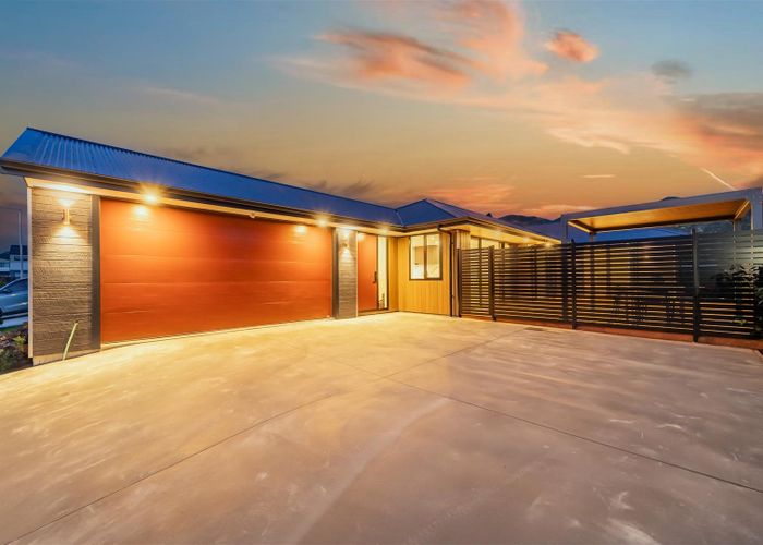  at 17 Cynisca Cres, Wallaceville, Upper Hutt, Wellington