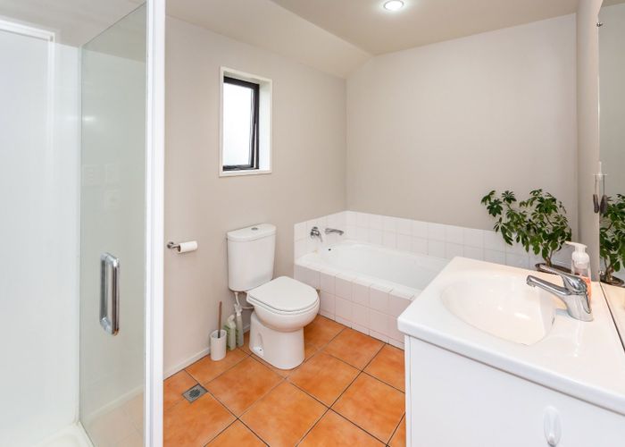  at 2/174 Strickland Street, Sydenham, Christchurch City, Canterbury